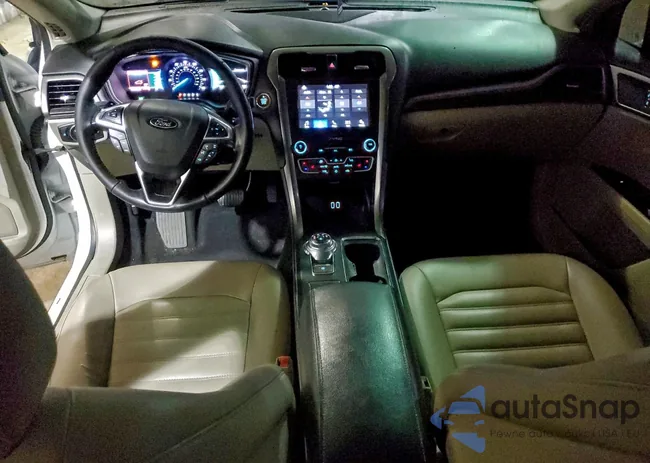 3FA6P0CD8KR150130: 94323725