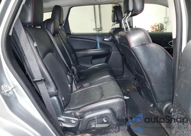 3C4PDCEG7JT469715: 93102965