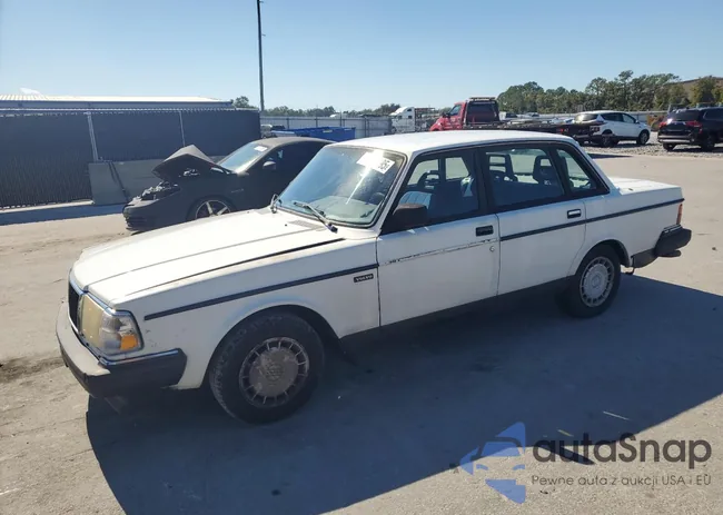 YV1AS8803N1470617: 90810695