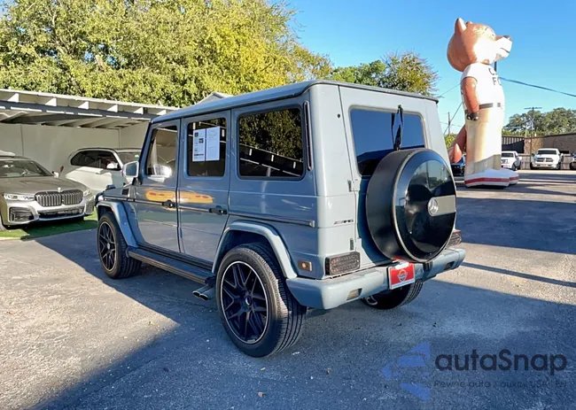 WDCYR49EX2X133092: 92117975