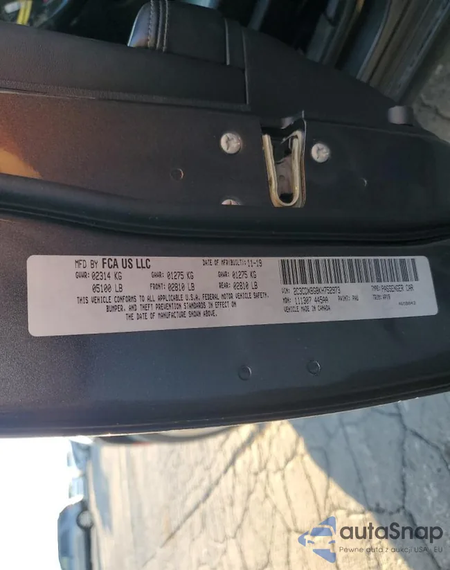 2C3CDXBG8KH752973: 93019715