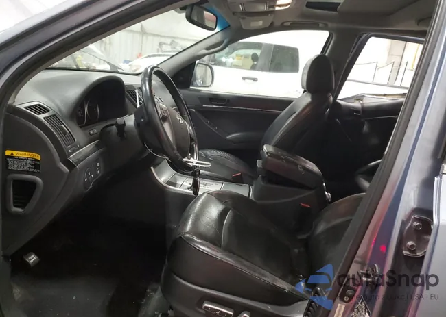 KM8NU73C77U020172: 93678495