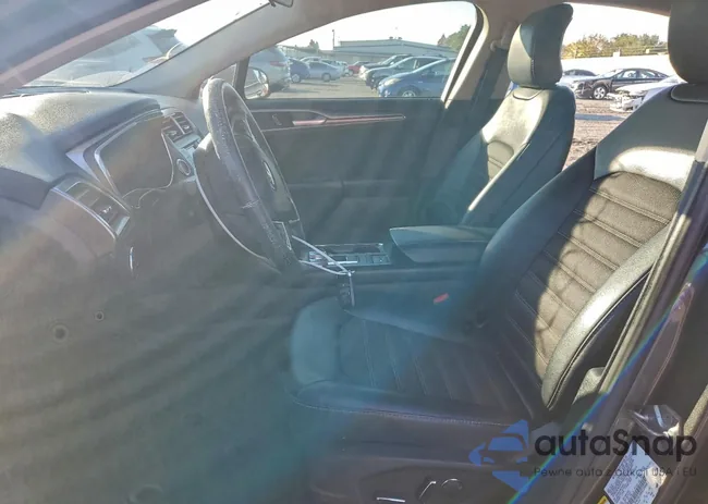 3FA6P0LU4HR224068: 94109095