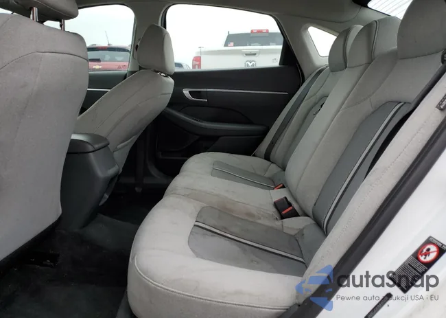 5NPEG4JA9MH070220: 92747765