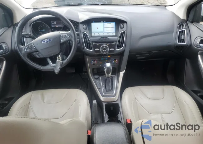 1FADP3J27JL324907: 92247495