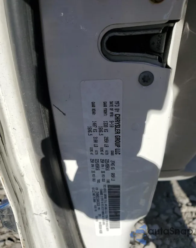 2D4RN5D15AR433638: 76056575