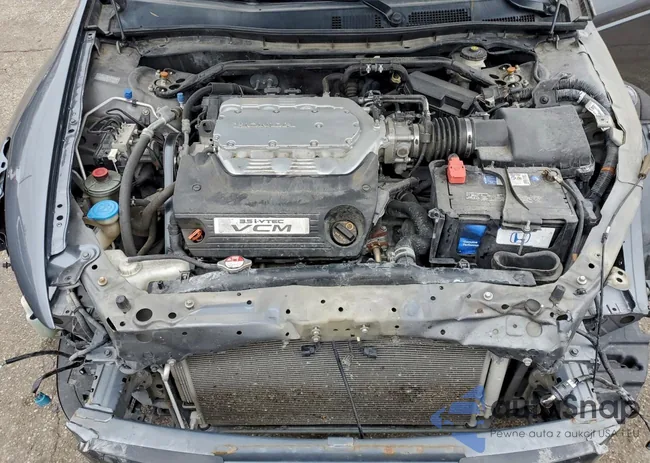 1HGCP3F81CA016330: 94541955