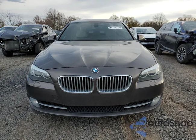 WBAFR9C52CDV59135: 93173175