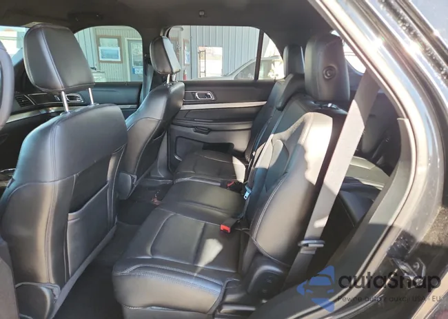 1FM5K8D80JGC04882: 92561795