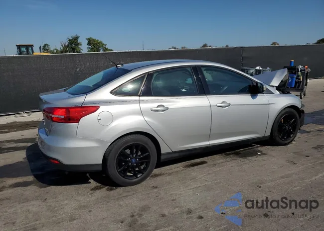 1FADP3F26JL318587: 93700515