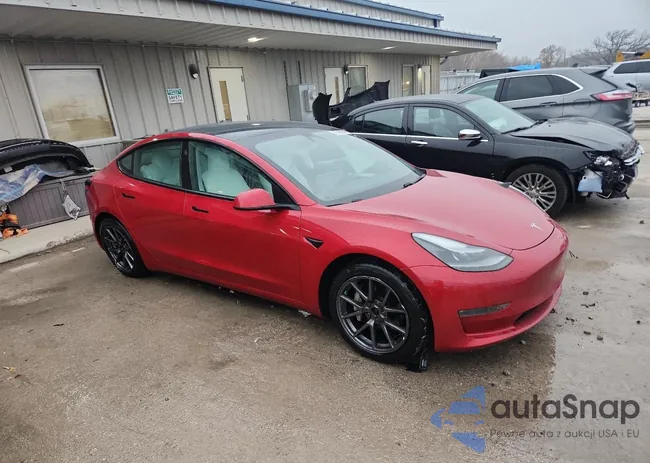 5YJ3E1EB7MF033471: 93469645