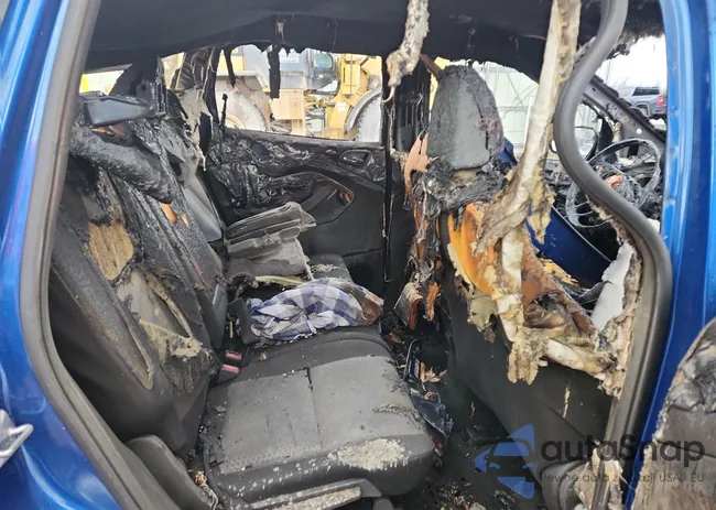 1FMCU9GD8HUD06569: 92016655