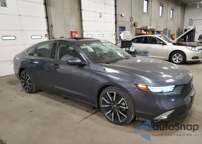 1HGCY2F8XSA058727: 92993815