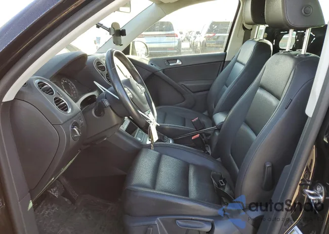 WVGBV3AX0EW625179: 90740545