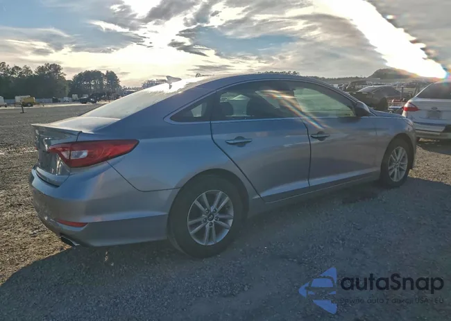 5NPE24AF3FH158905: 93943165