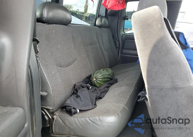 2GCEC19T041237405: 93780415