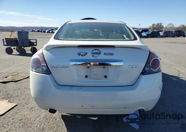 1N4AL2AP5CN488877: 91418255