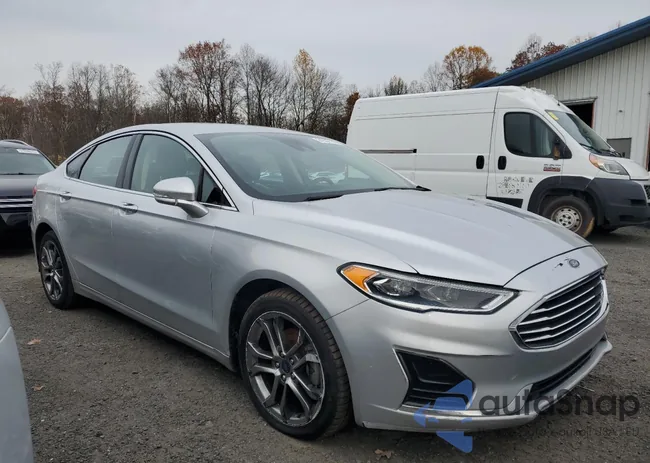 3FA6P0CD0KR269418: 91697185