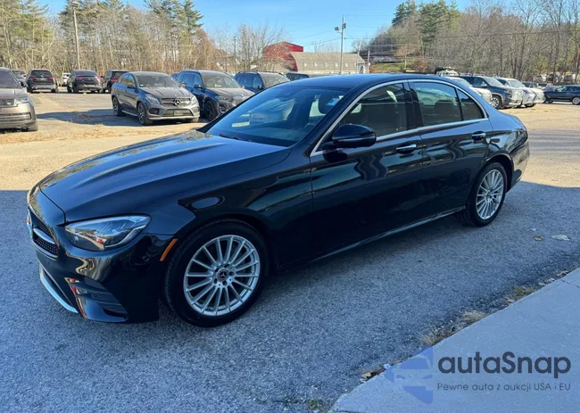 W1KZF8EB2PB100118: 93900835