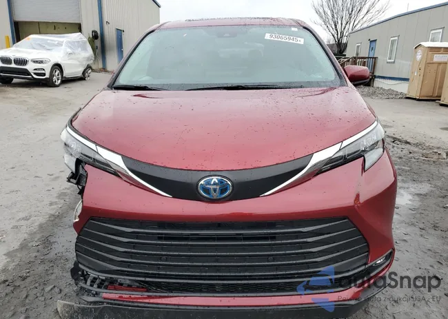 5TDYRKEC8SS273145: 93065945