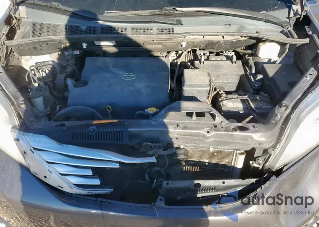 5TDYK3DC0BS166067: 92139465