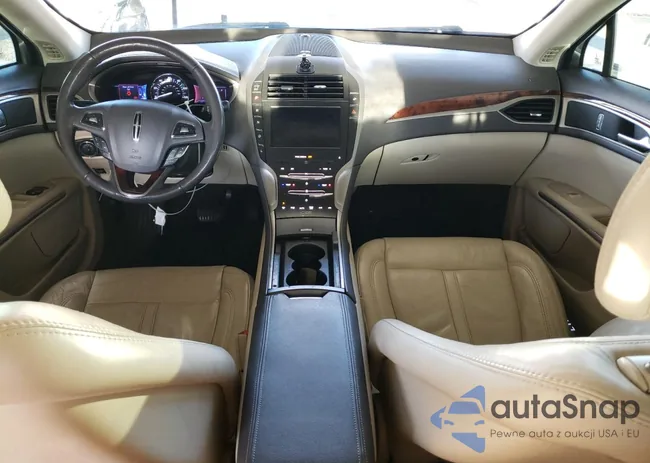 3LN6L2LU8DR811378: 92043445