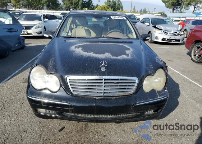 WDBRF64J61F036199: 90716365