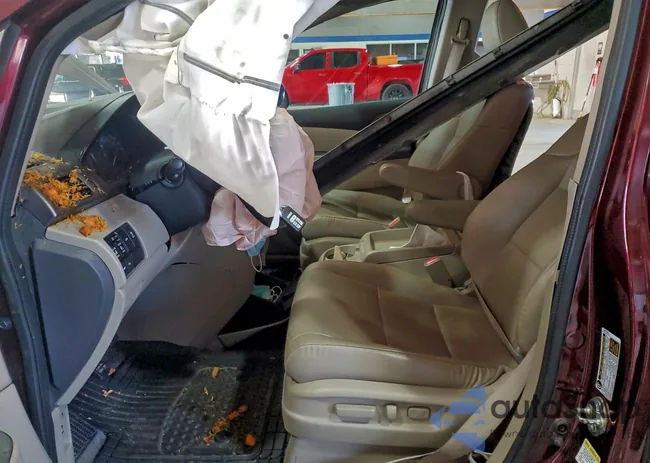 5FNRL5H92FB092852: 94686355