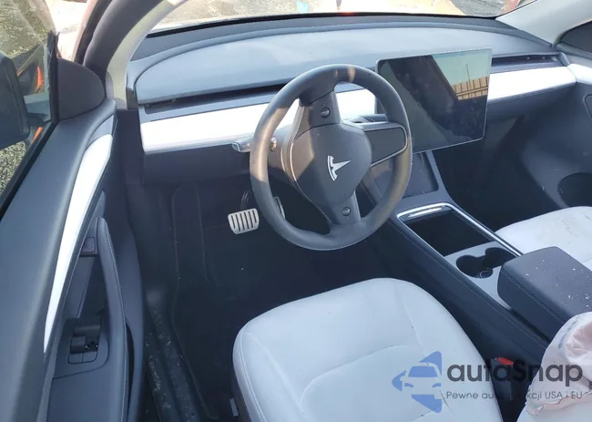 7SAYGDEF6RF079954: 93477085