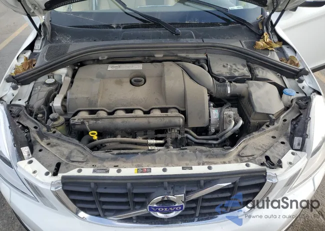 YV4902DZ2D2415940: 92044135