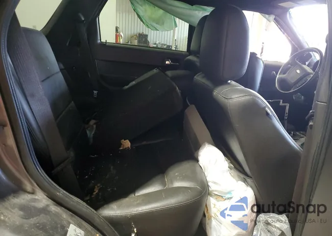 1FMCU9EGXBKB17440: 91214805