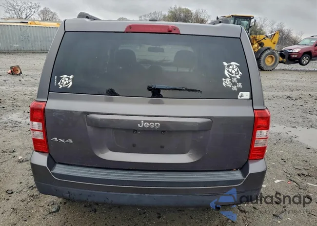 1C4NJRBB9GD639924: 94738205