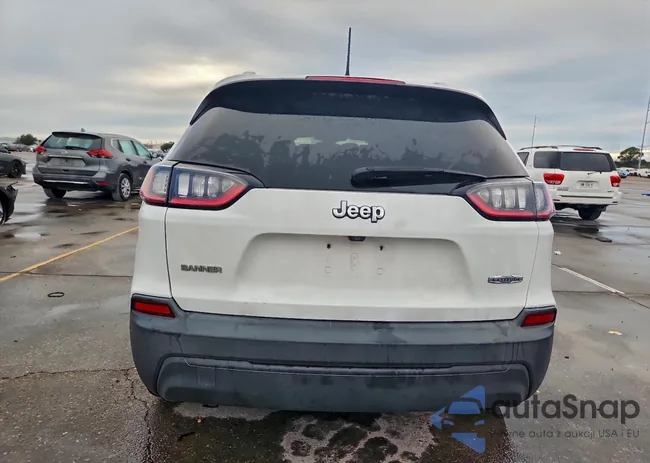 1C4PJLCB0KD175628: 93681695