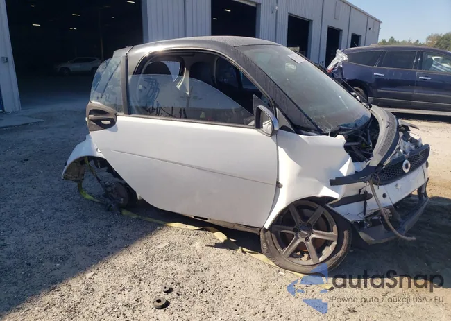 WMEEJ3BA0FK800404: 91014515