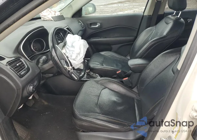 3C4NJDCB7LT239205: 91376165