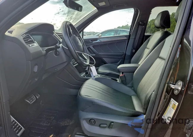 3VVCB7AX0RM084022: 94479795