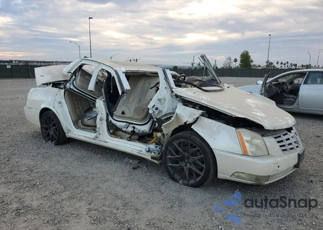 1G6KD57Y68U139143: 86124295