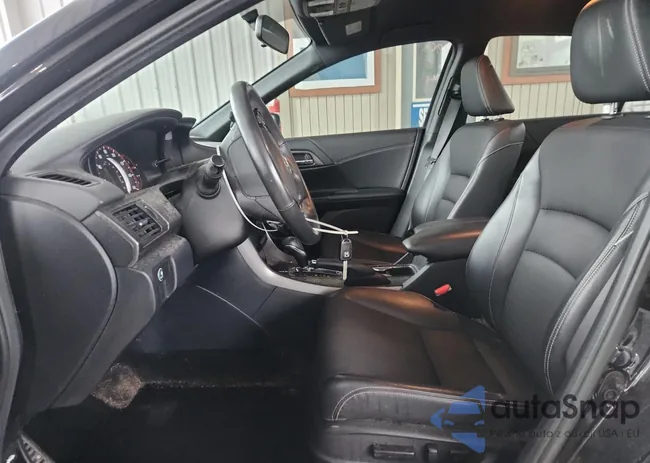 1HGCR2F50GA106374: 93665955