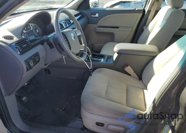 1MEHM40W98G615893: 92215635