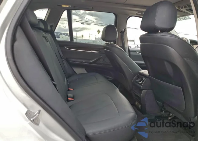 5UXKR0C59F0P12049: 93661275