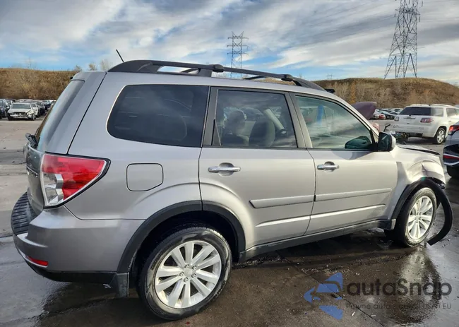 JF2SHBDC3BH776064: 92240925