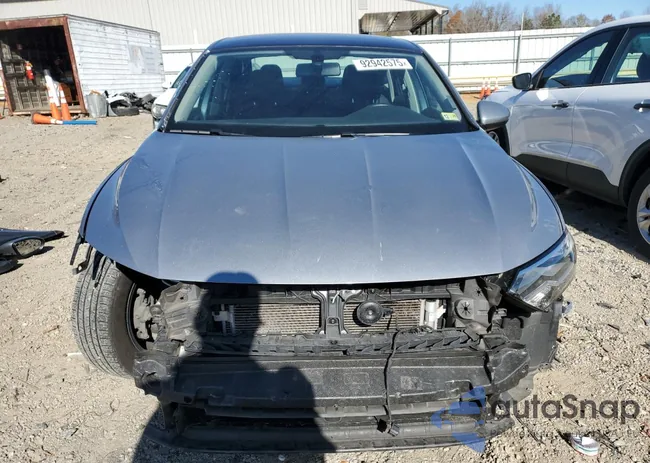 3VWC57BU3LM092064: 92942575