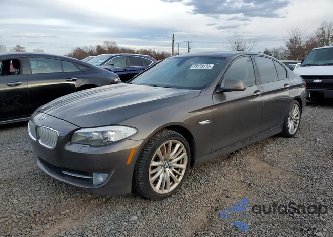 WBAFR9C52CDV59135: 93173175