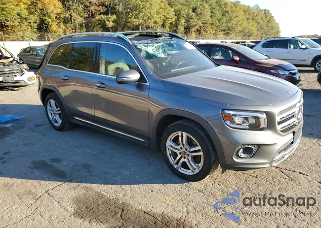 W1N4M4HB2MW096891: 92740275