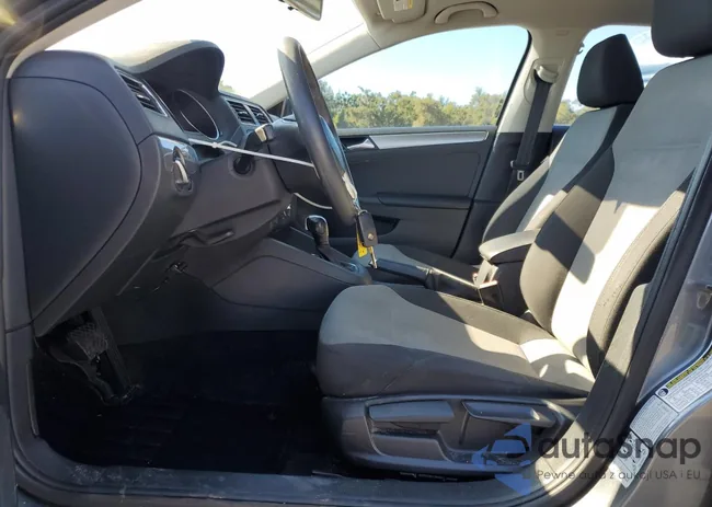 3VW2B7AJ9HM248496: 90980125