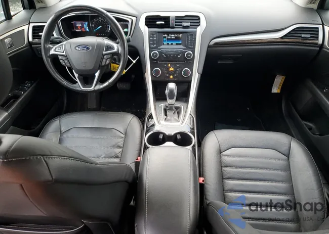 3FA6P0LU3ER210335: 92088875