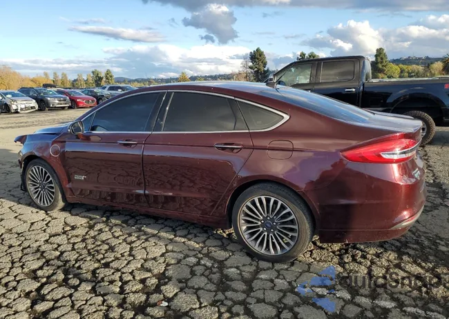 3FA6P0PU2JR233061: 93110405