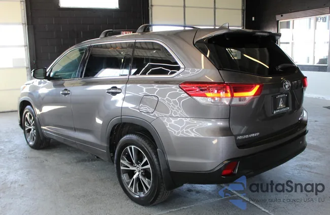 5TDBZRFH6JS817777: 92897695