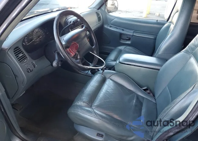 1FMDU35P5VUA67640: 86227975