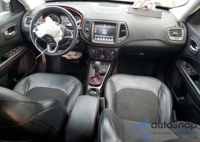 3C4NJDDB2HT630560: 92894015